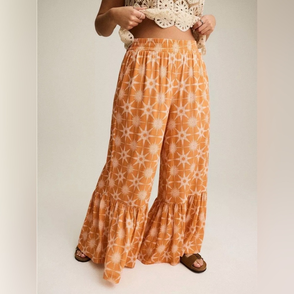 NWT TORRID Festi Tiered Pant